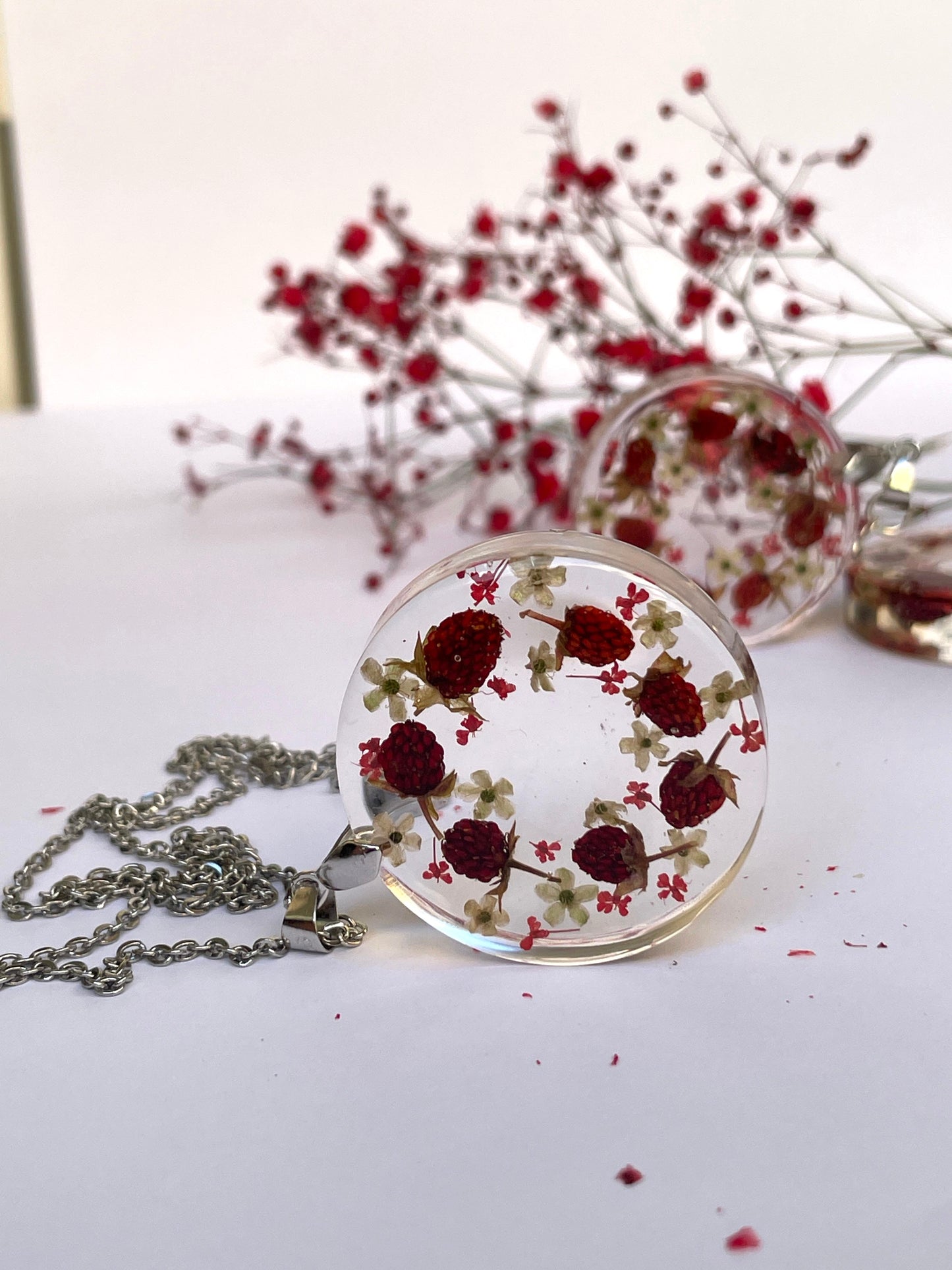 Strawberry necklace pendant