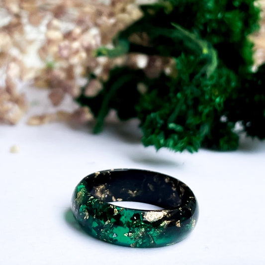 unique Green and Black resin ring with gold colour flakes