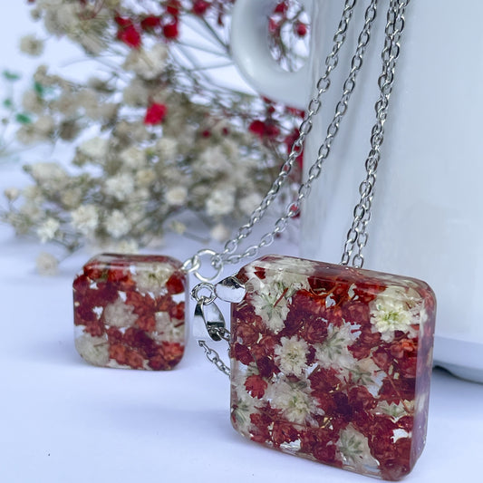 Red and white flower necklace pendant