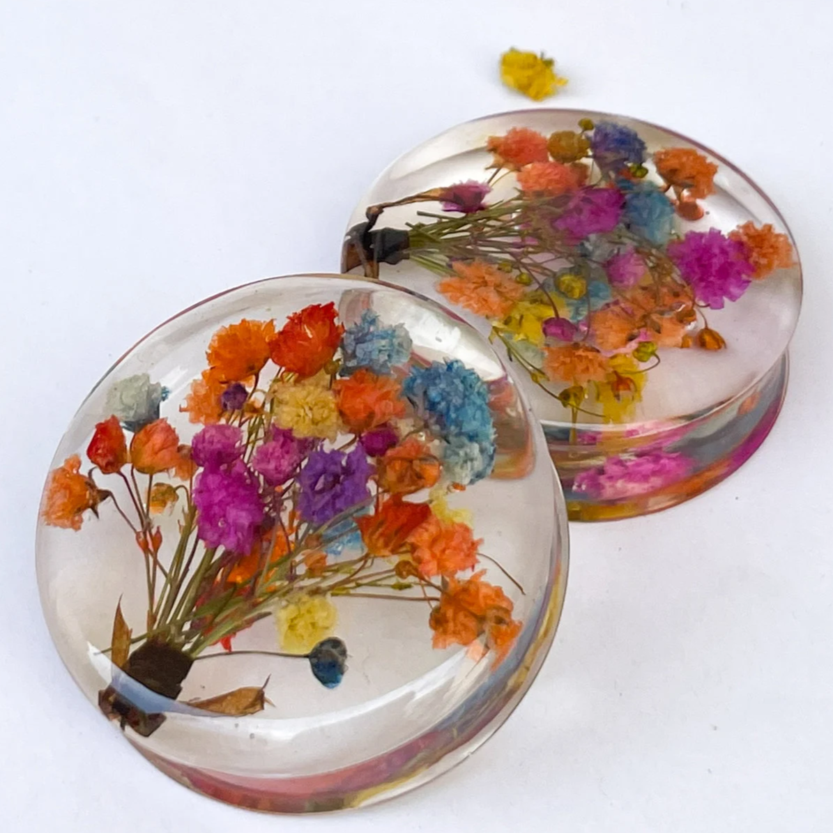 Flower bouquet ear gauges