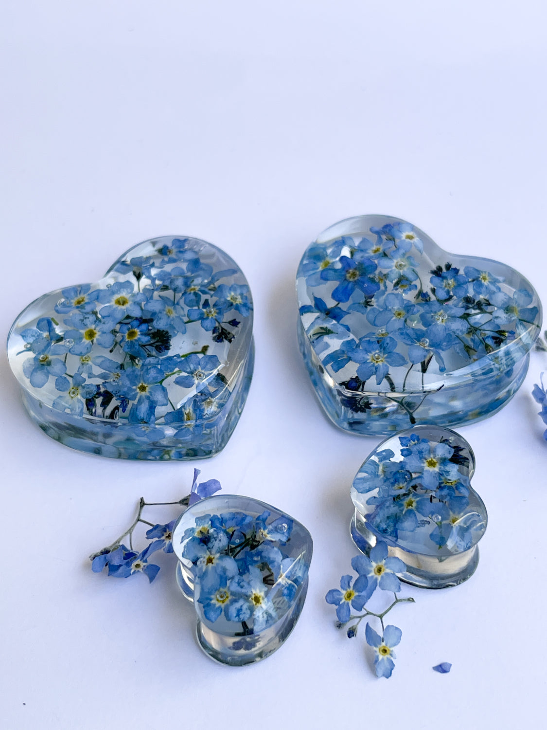 Forget me not transparent flower Heart shaped ear gauges