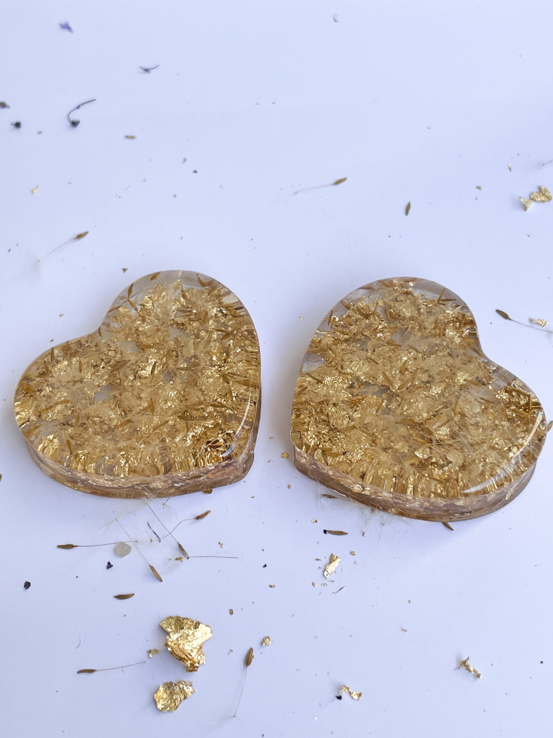 Dandelion seed transparent gold heart shaped ear gauges